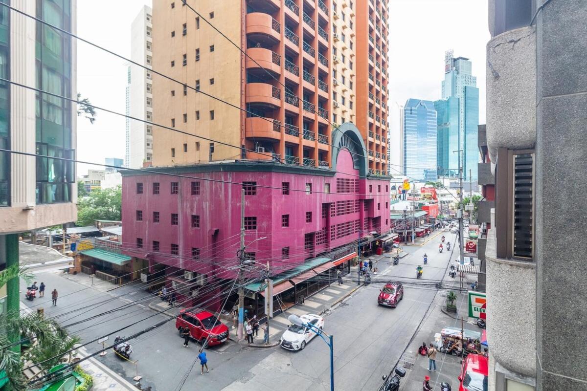 Stylish Hip In The Heart Of Poblacion,